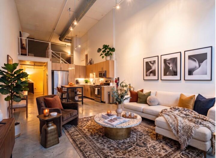 Property Photo:  250 Park Avenue 712  MN 55415 