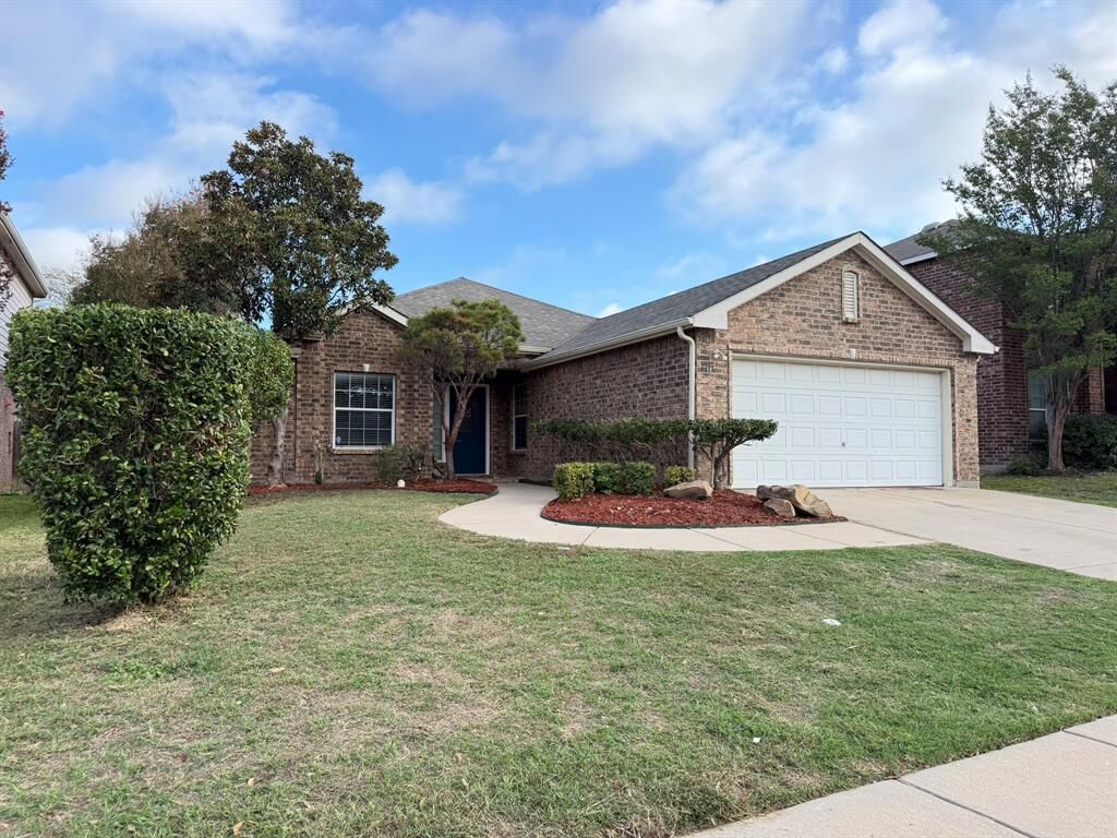 Property Photo:  4413 Chris Drive  TX 76244 