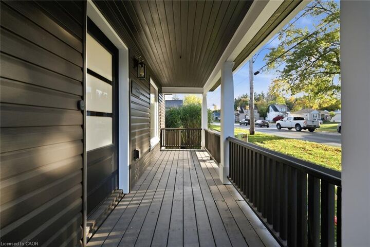 Property Photo:  217 Queen Street N  ON N3Y 3Y8 