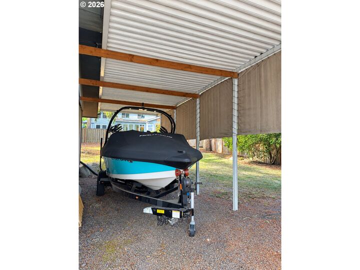 Property Photo:  15337 Quarry Rd  OR 97035 