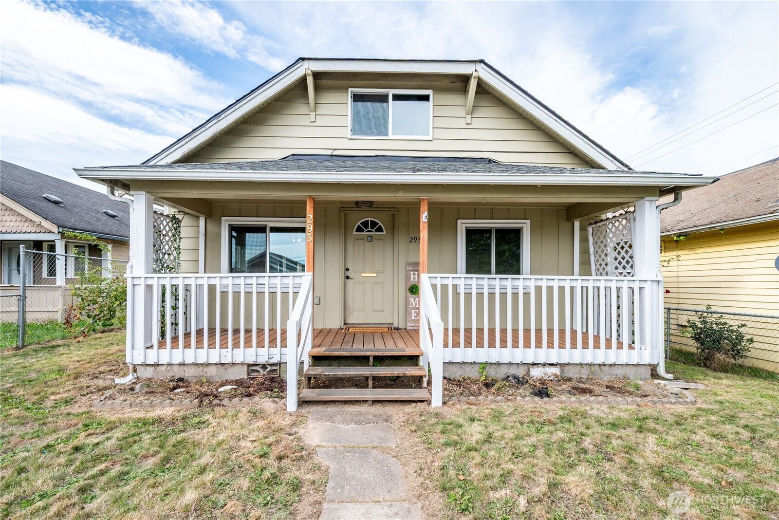 Property Photo: 293 17th Avenue WA 98632