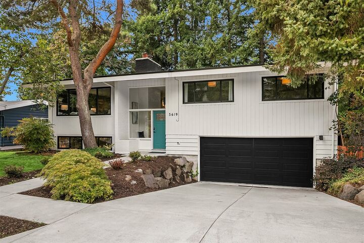 Property Photo:  5619  125th Avenue SE  WA 98006 