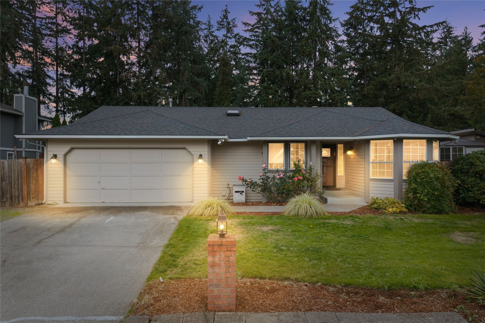 Property Photo:  22802  34th Avenue E  WA 98387 