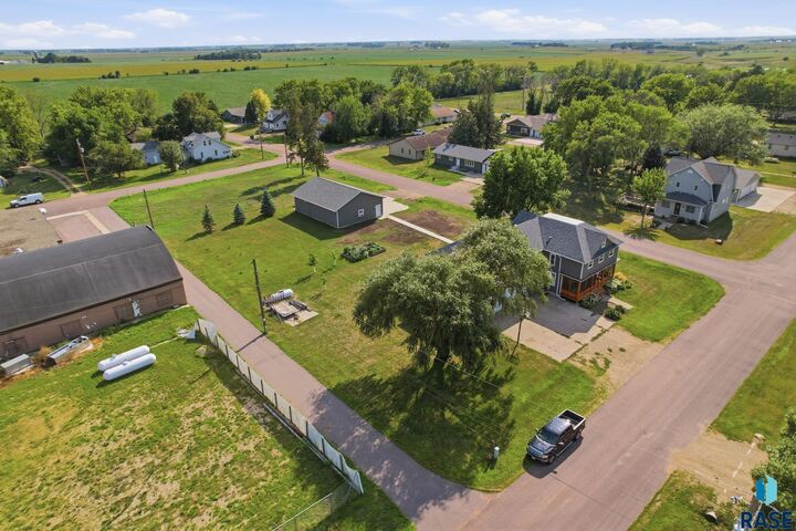 Property Photo: 451 1st Ave SD 57015