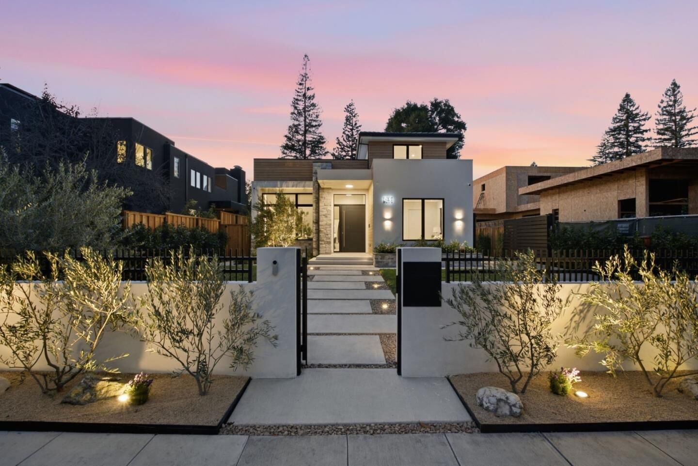 Property Photo:  543 Tennyson Avenue  CA 94301 