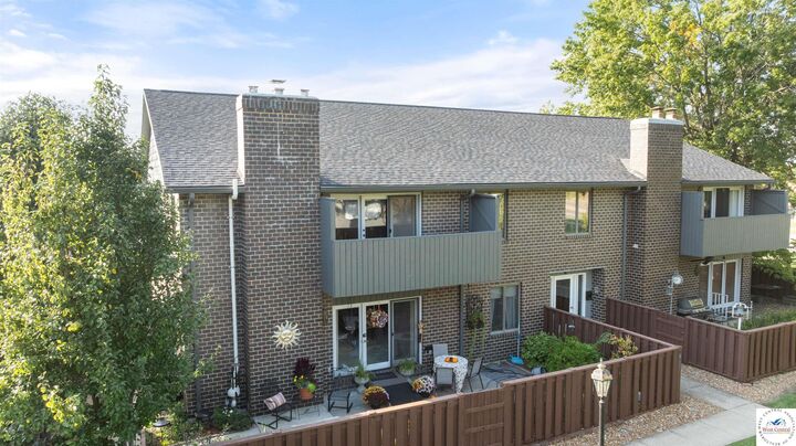 Property Photo: 1623 W Broadway MO 65301
