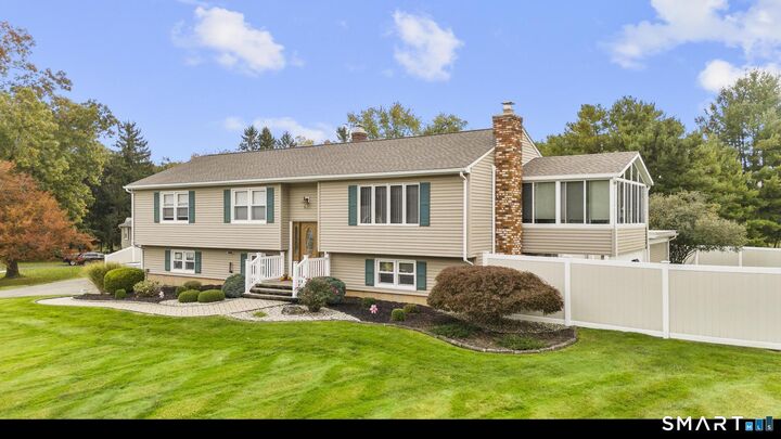 Property Photo: 11 Crestwood Road CT 06405