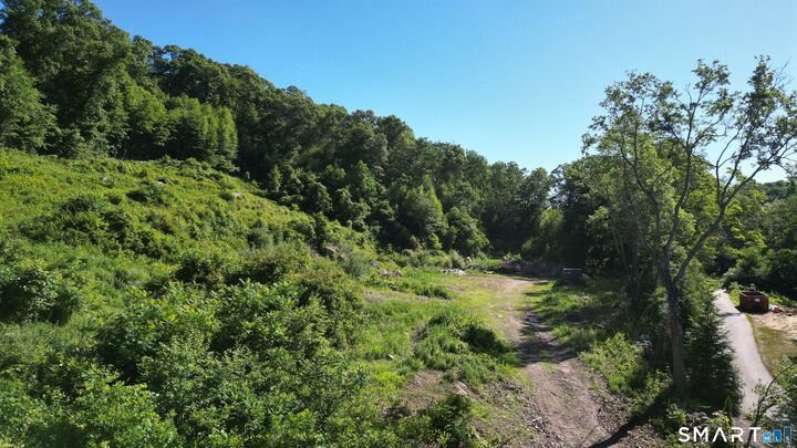 Property Photo:  237-3 Upper Pattagansett Road  CT 06333 