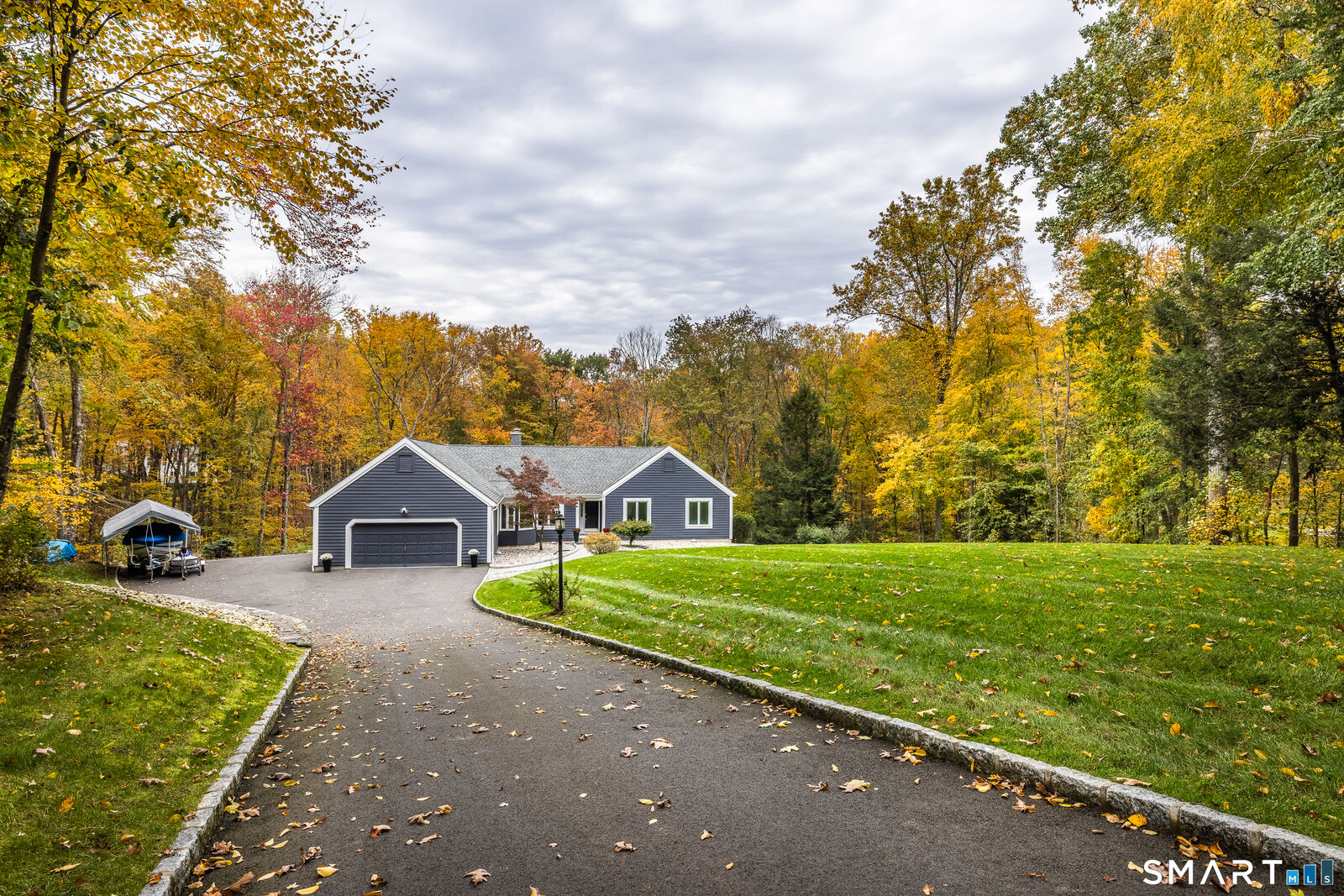 Property Photo:  28 Dorset Lane  CT 06804 
