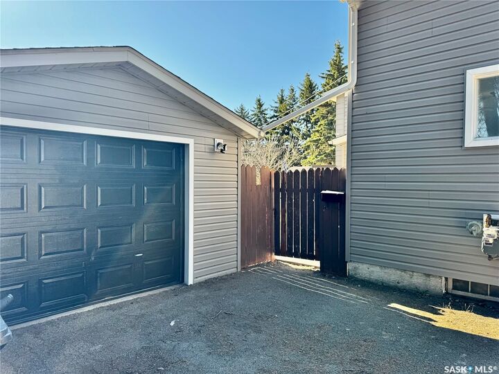 Property Photo: 21 James Avenue SK S3N 2C1