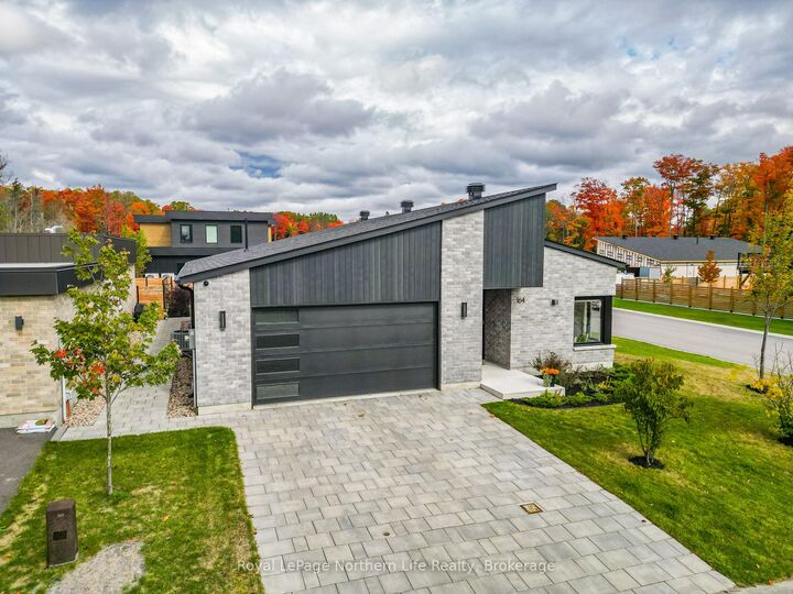 Property Photo:  164 Sugarbush Street  ON P1C 1M8 