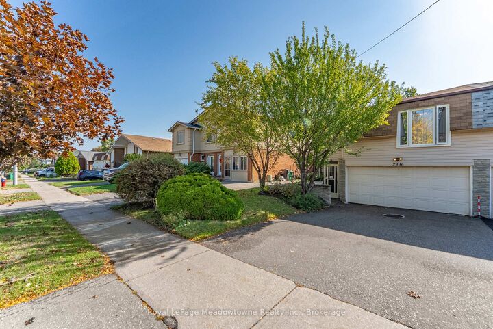 Property Photo:  2996 Windjammer Road  ON L5L 1S7 