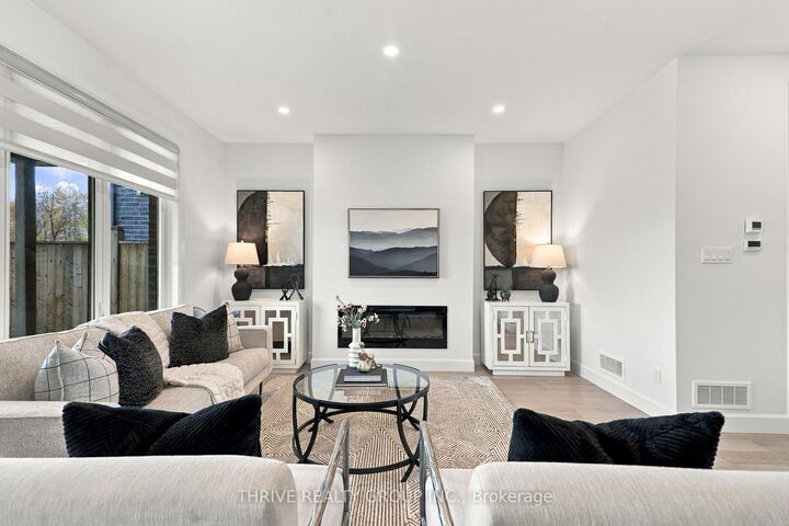 Property Photo:  3856 Ayrshire Avenue  ON N6P 0J8 