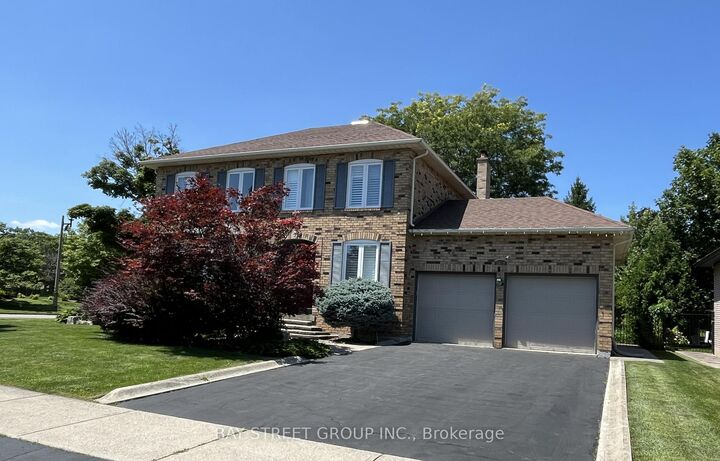 Property Photo:  1035 Masters Green N/A  ON L6M 2N8 