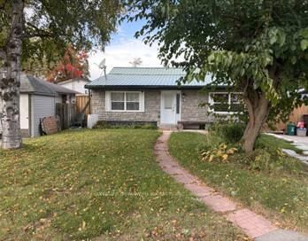 Property Photo:  19 Cedar Grove Drive  ON L0B 1E0 