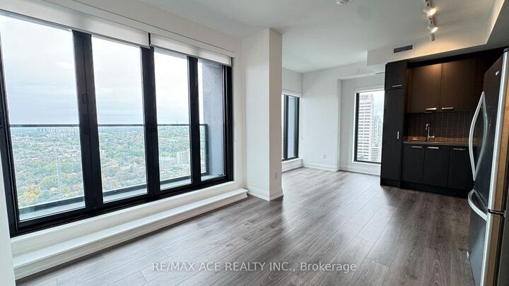 Property Photo:  20 Soudan Avenue 3008  ON M4S 0E2 