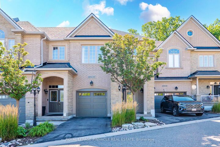 Property Photo:  2254 Rockingham Drive 13  ON L6H 7H8 