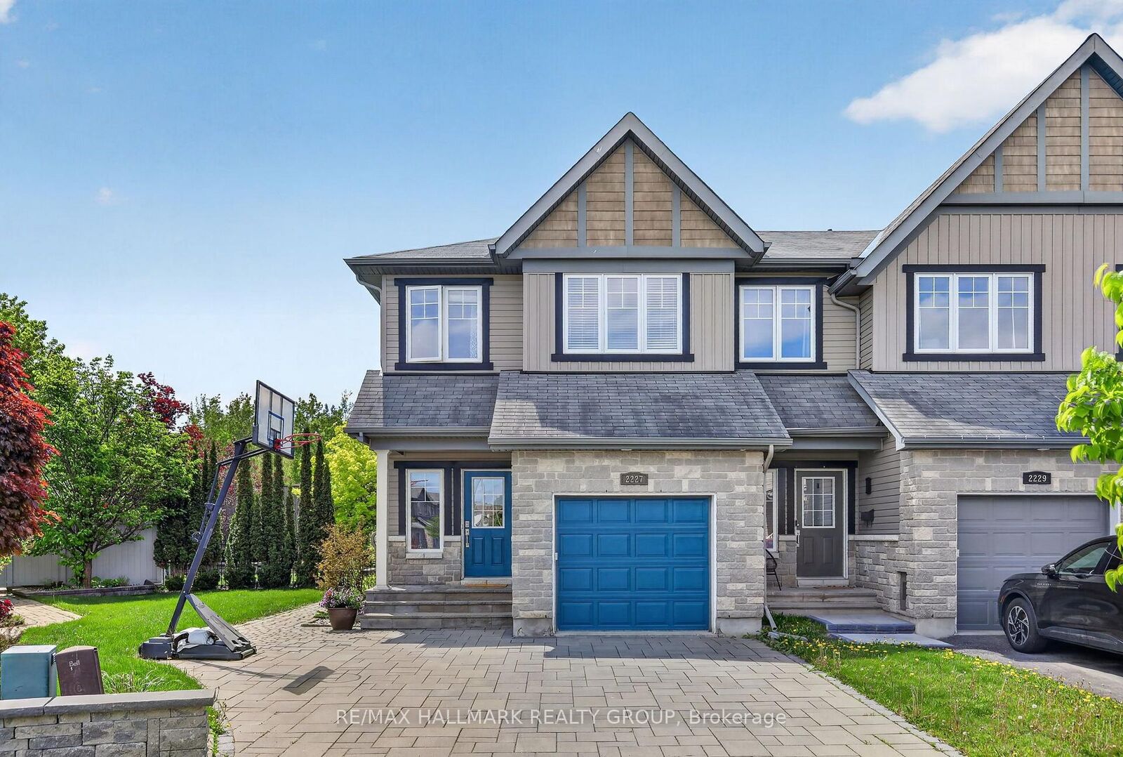 Property Photo:  2227 Descartes Street  ON K4A 0W4 