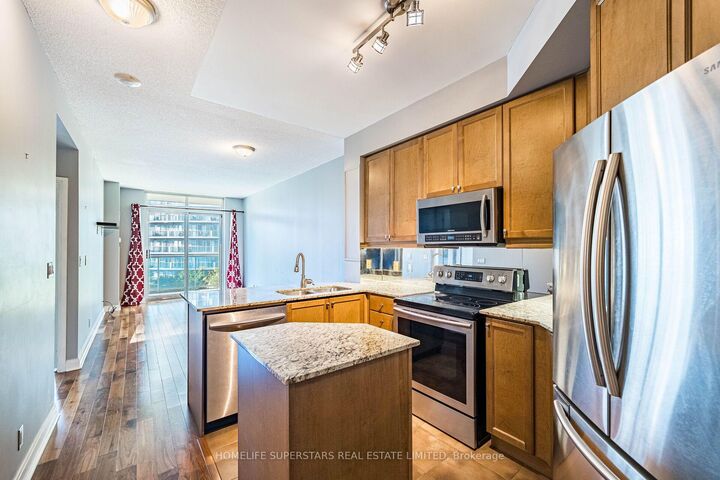Property Photo: 70 Absolute Avenue 707 ON L4Z 0A4