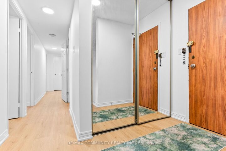 Property Photo: 121 Trudelle Street 804 ON M1J 3K4