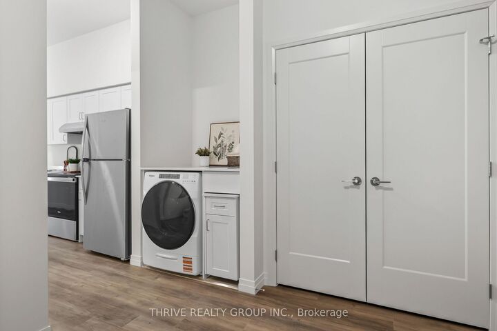 Property Photo:  373 Hill Street 311  ON N6B 1E3 