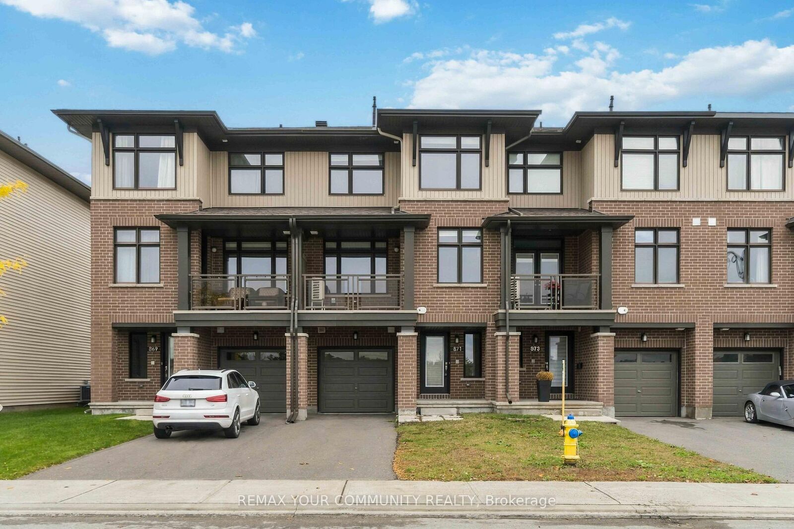Property Photo:  871 Couloir Road  ON K1W 0P5 