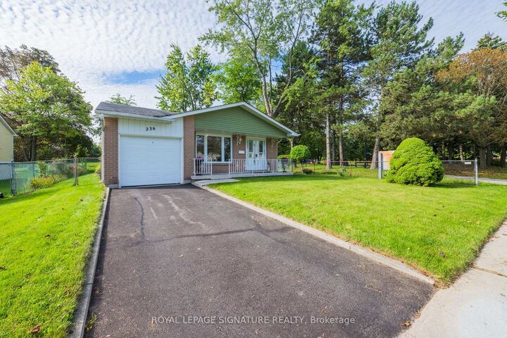 Property Photo:  236 John Tabor Trail  ON M1B 2R4 