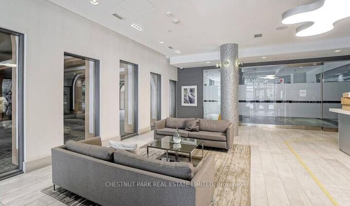 Property Photo:  525 Adelaide Street W 701  ON M5V 1T4 