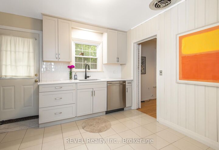 Property Photo:  113 St. Paul Crescent  ON L2S 1M7 