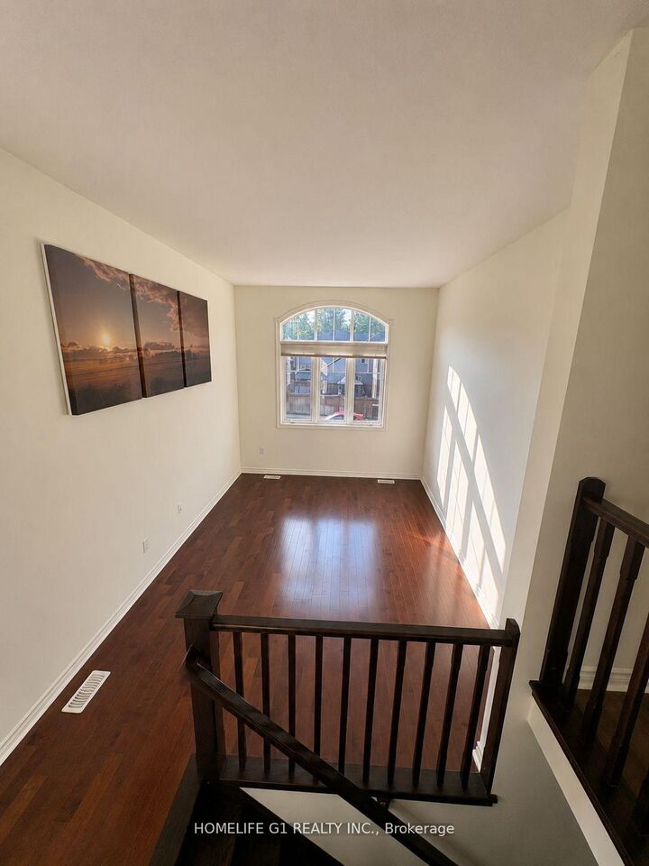 Property Photo:  167 Gravel Ridge Trail  ON N2E 0E5 