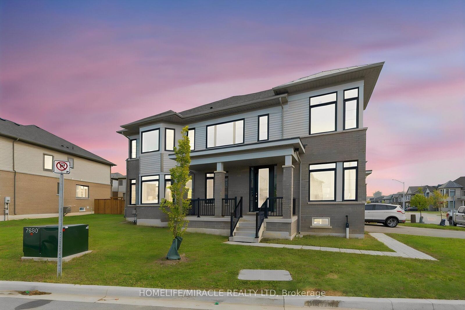 Property Photo:  161 Freedom Crescent  ON L0R 1W0 