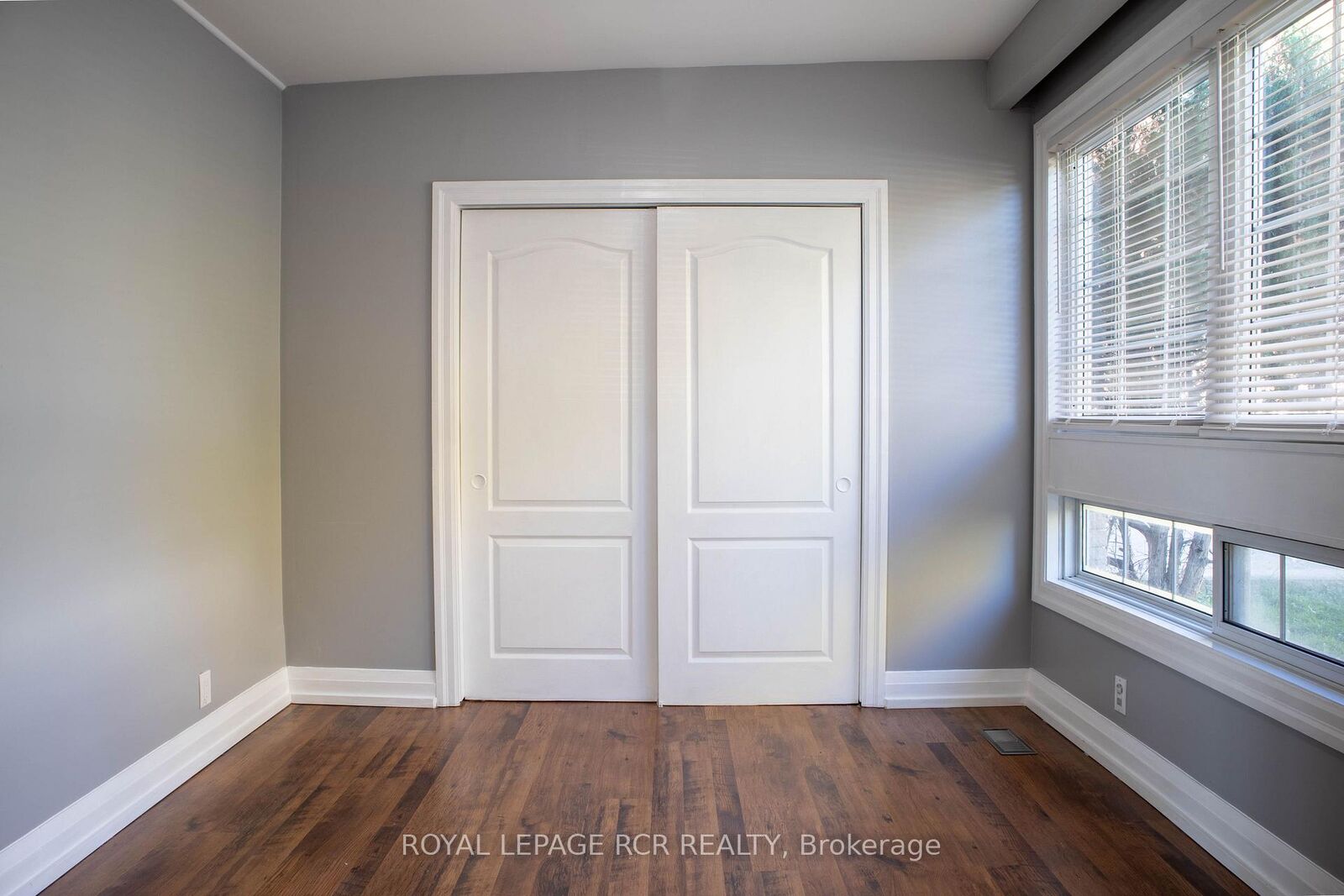 Property Photo:  22 Centre Street 2  ON L3Z 2B7 