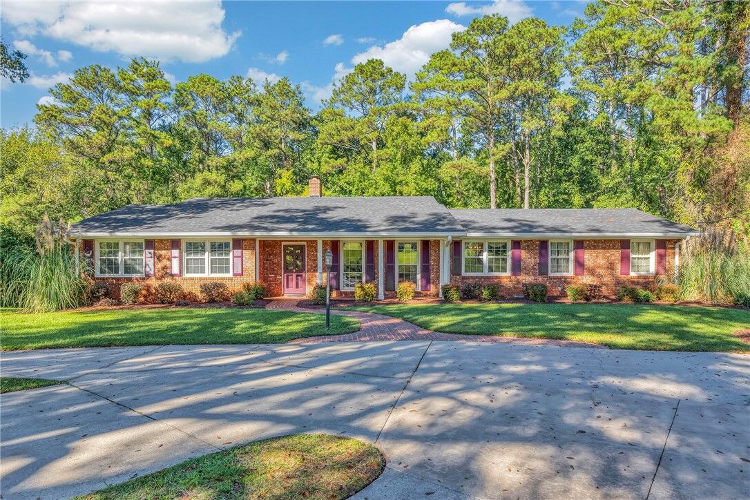 Property Photo: 132 Highland Drive SC 29649