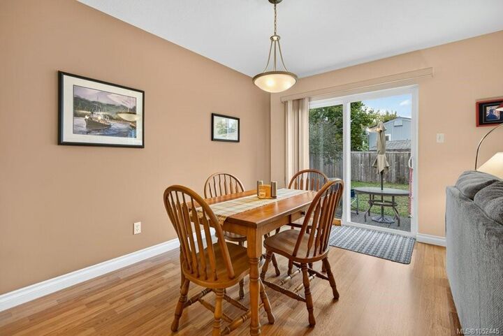 Property Photo:  3303 Eighth St  BC V0R 1S0 