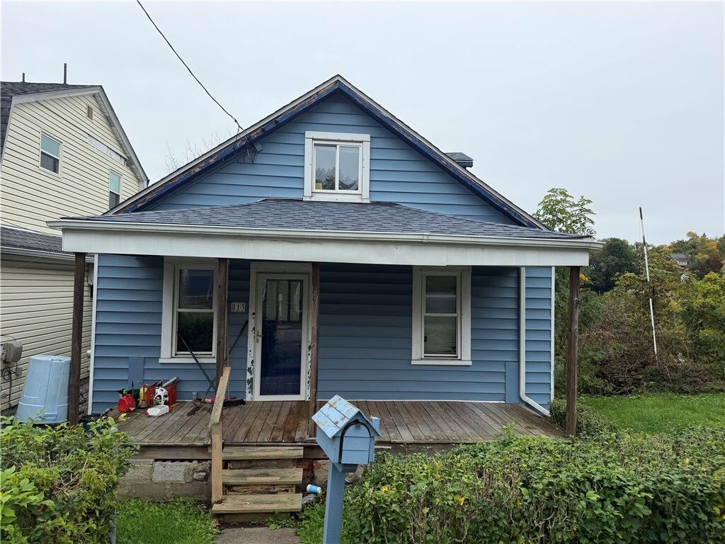 Property Photo: 813 Florence Ave PA 15035