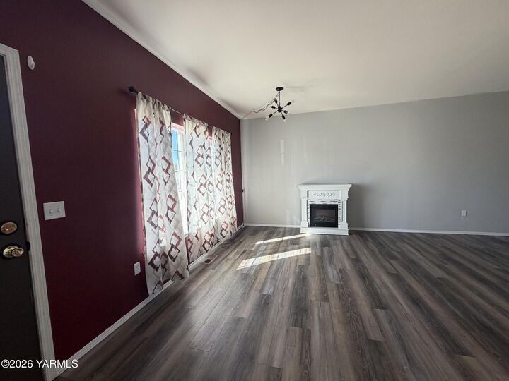 Property Photo:  403 S 90th Ave  WA 98908 