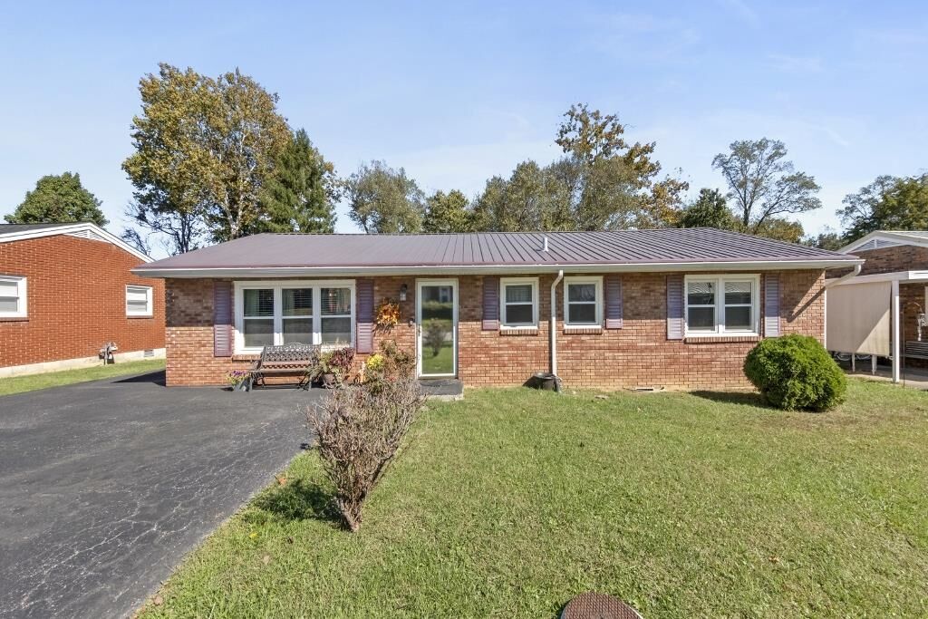 Property Photo: 1109 Federal Way KY 41139