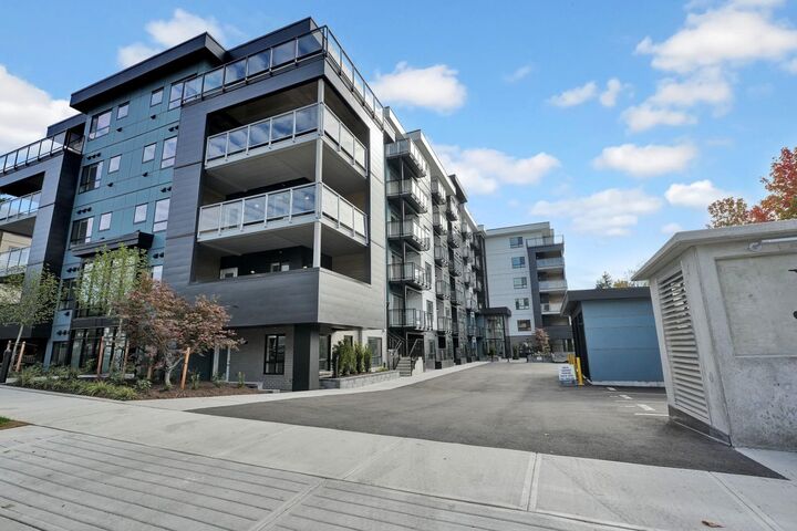 Property Photo: 33886 Pine Street 419 BC V2S 0N9