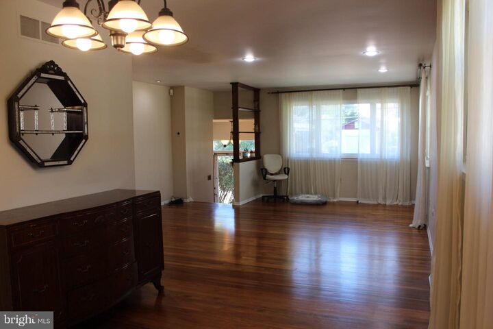 Property Photo: 313 Church Road PA 19046