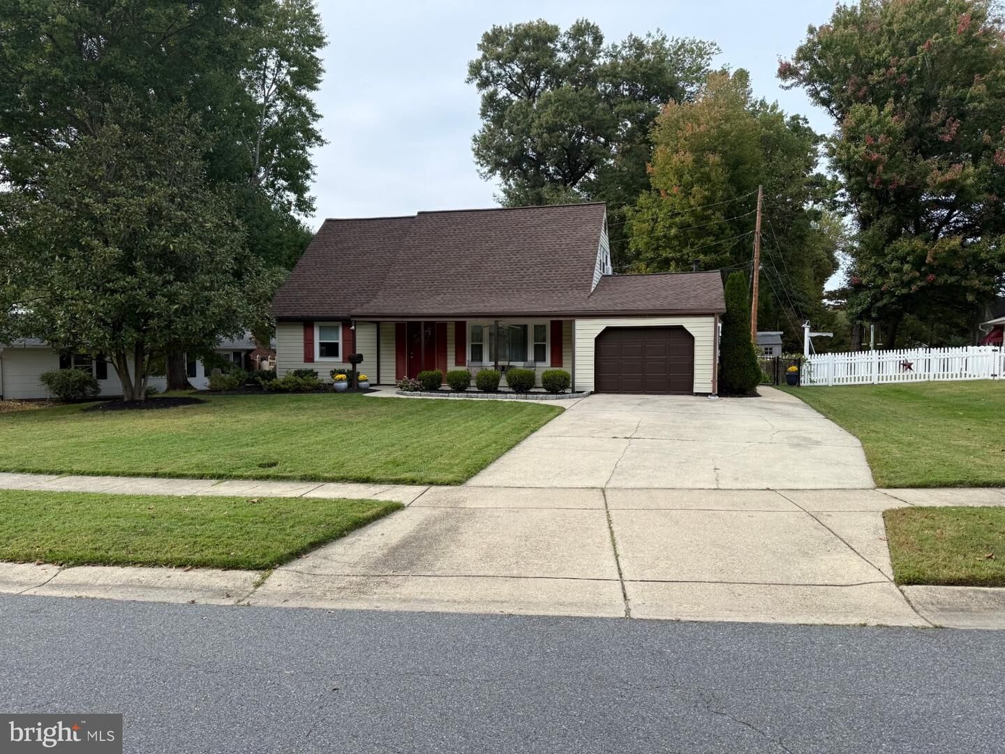 Property Photo:  3704 Irongate Lane  MD 20715 