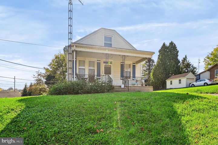 Property Photo:  160 E Berlin Road  PA 17408 