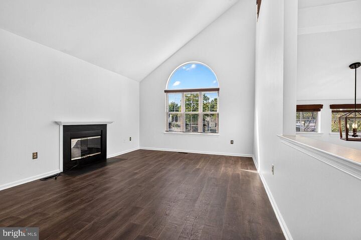 Property Photo: 18 Dennis Court 18 NJ 08520