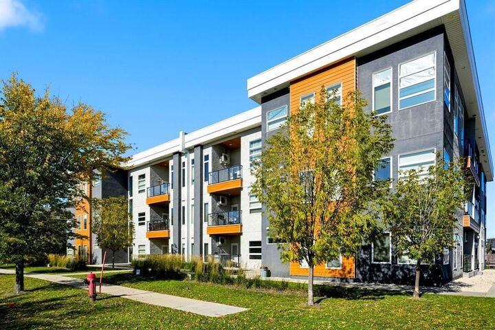 Photo de la propriété:  70 Shady Shores Drive East  MB R2J 3T7 