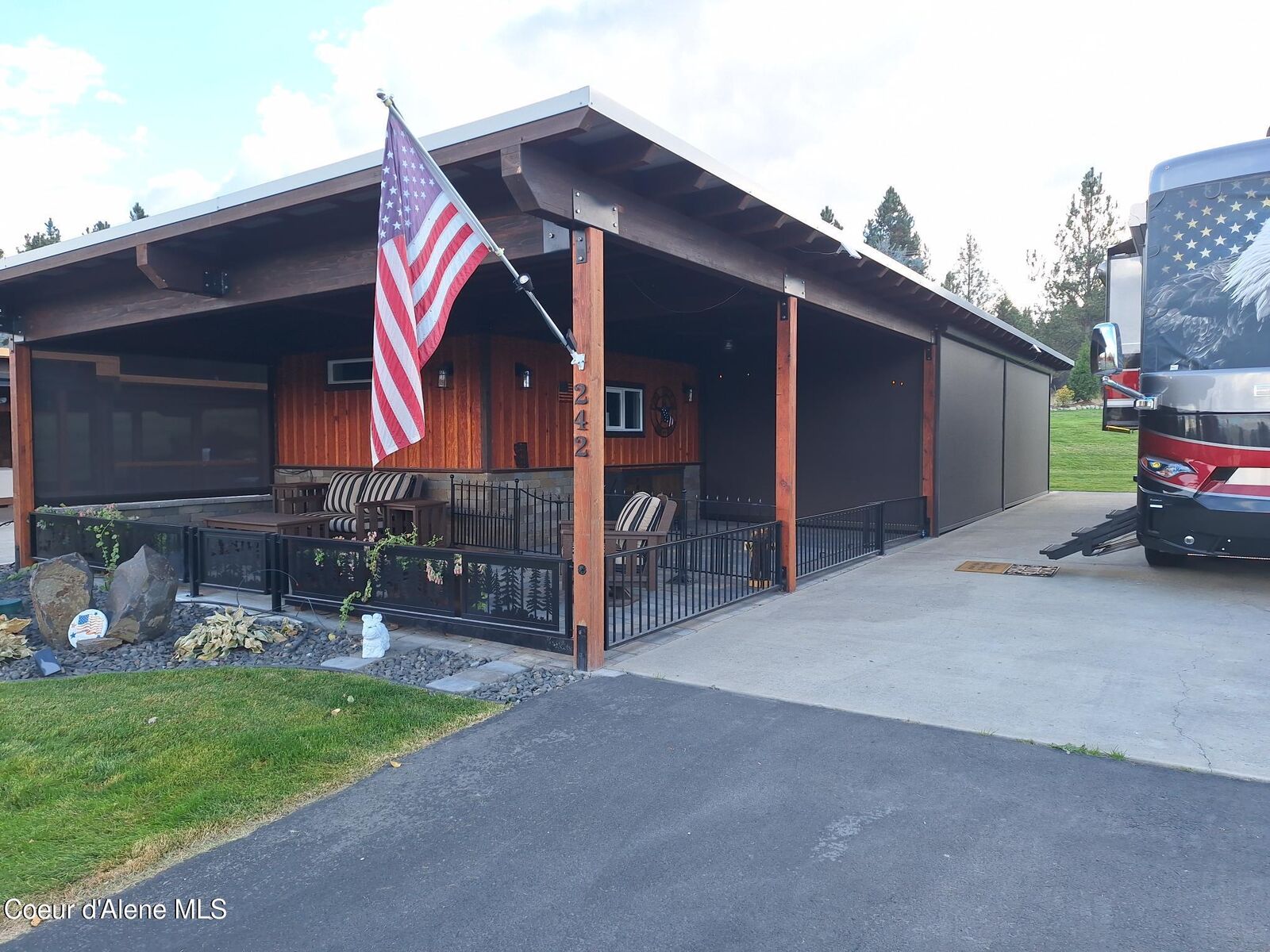 Property Photo:  242 Par Loop  ID 83804 