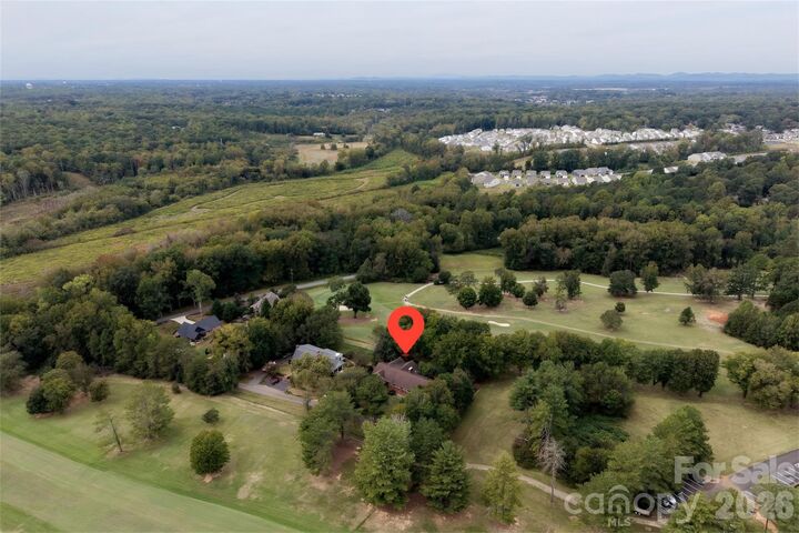 Property Photo:  3121 Oakmont Road  NC 28625 