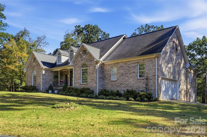 Property Photo: 244 Ruth Boulevard NC 28133