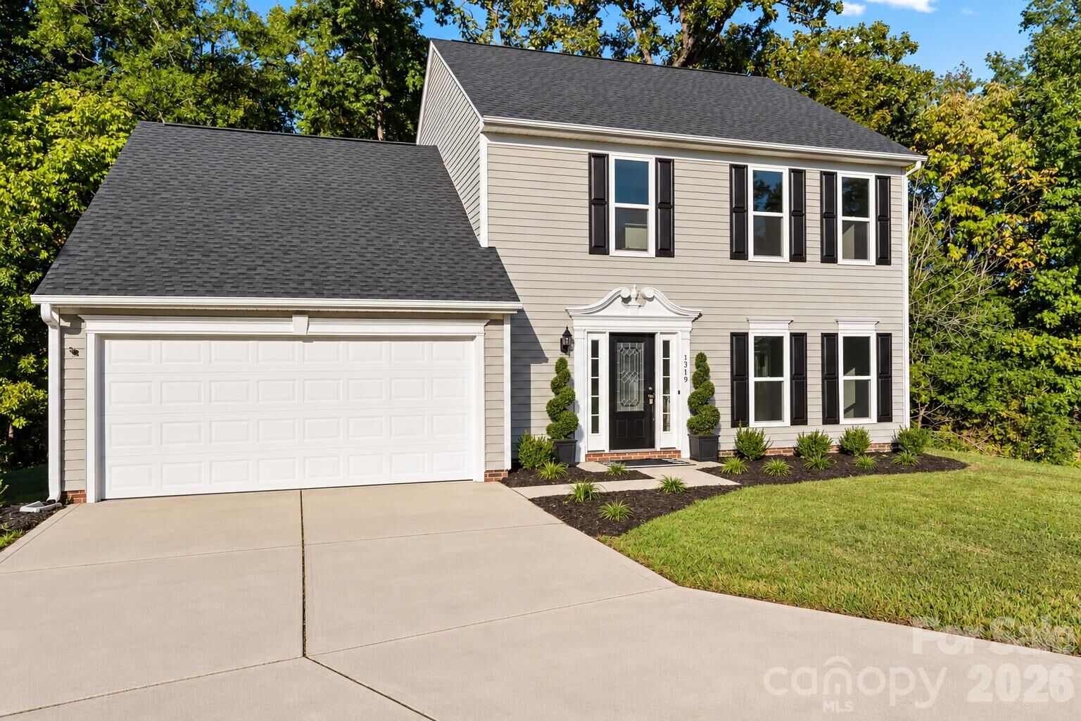 Property Photo:  1319 Red Tallen Court  NC 28214 