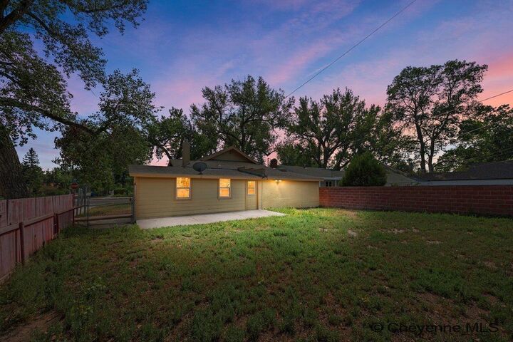 Property Photo: 1200 W Pershing Blvd WY 82001