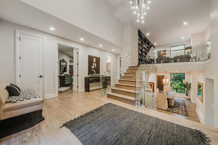 Property Photo: 101 Lake Bluff Drive OH 43235