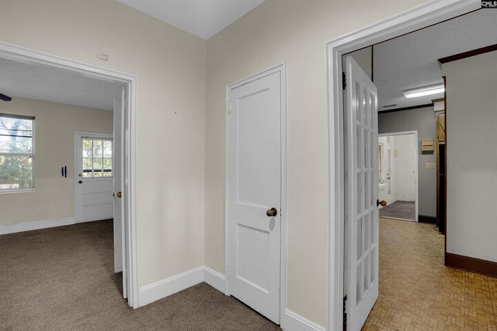 Property Photo:  117 Pinecrest  SC 29170-3334 